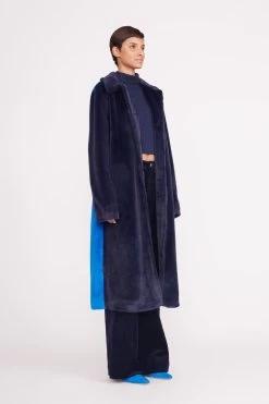 DUBOIS COAT | NAVY DIRECTOR BLUE 7 DUBOIS COAT | NAVY DIRECTOR BLUE -Chic Style Shop 041 230605 Staud Fall Ecom 01392 web