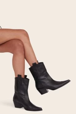 JUNE BOOT | BLACK -Chic Style Shop 07 1313 BLK 00196 web