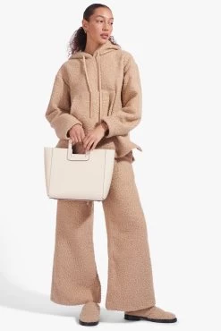 SHIRLEY LEATHER BAG | CREAM 14 SHIRLEY LEATHER BAG | CREAM -Chic Style Shop Bear Hoodie Doe Rabbit Sweatpant Doe 01609 web