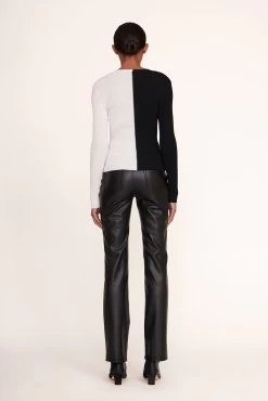 CARGO SWEATER | BLACK WHITE -Chic Style Shop Cargo Sweater Black White 006 edit web