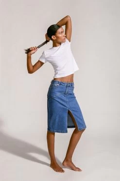 CREW NECK T SHIRT | WHITE 14 CREW NECK T SHIRT | WHITE -Chic Style Shop DENIMWEB2 a50044c5 e17c 47e1 82c4 9ca15e84337f