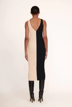 DANA DRESS | BUFF BLACK 7 DANA DRESS | BUFF BLACK -Chic Style Shop Dana Dress Buff Black 3 Looks 006 edit web