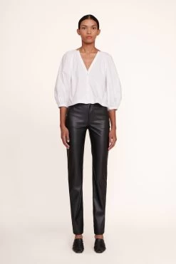 DILL TOP | WHITE -Chic Style Shop Dill Top White Elliot Pant Black 001 edit web e922c814 4916 4e3d 84c8 7256473b6775
