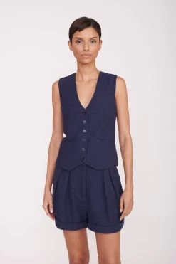 LUISA SHORT | NAVY SUITING -Chic Style Shop Pre Fall 022 00683 web 1