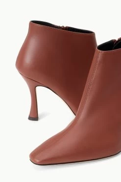 CAMI ANKLE BOOT | CLOVE 8 CAMI ANKLE BOOT | CLOVE -Chic Style Shop STAUD CAMI ANKLEBOOT CLOVE SUPF 23 ECOM 4