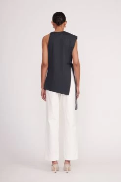 SAWYER TOP | BLACK -Chic Style Shop Sawyer Top Black Carter Pant White 00083 web 3be4d2a1 e433 4130 8539 586d2bf78e52