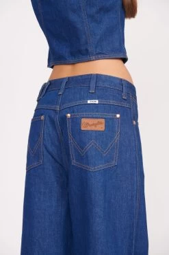 STAUD + WRANGLER THE LOOSE JEAN | DARK RINSE -Chic Style Shop Wrangler 0611 web
