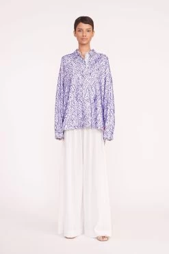 MELODY TOP | BLUE PALM -Chic Style Shop marza pant white 05570 web