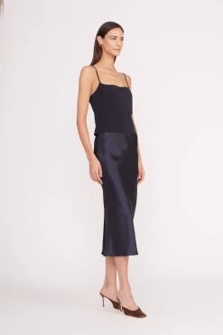 MILES REVERSIBLE TOP | NAVY -Chic Style Shop miles top navy 5 14f3c6e2 e29c 49ab b1bc 59414d85fc27