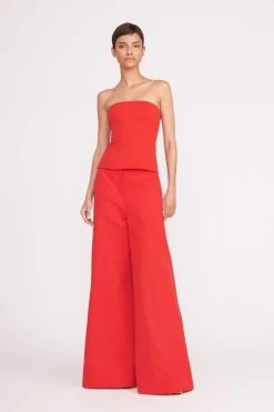 WOODGRAIN TOP | POINSETTIA -Chic Style Shop woodgrain top ruby 5 f8872a9a f367 491d bbe7 a5aa3ea66dae